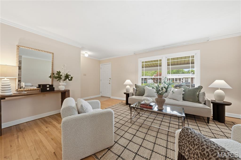 Coach Light Village 6 - Residential