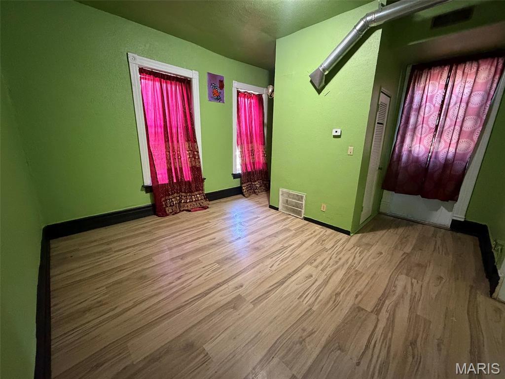 St Louis Commons Add - Residential Income