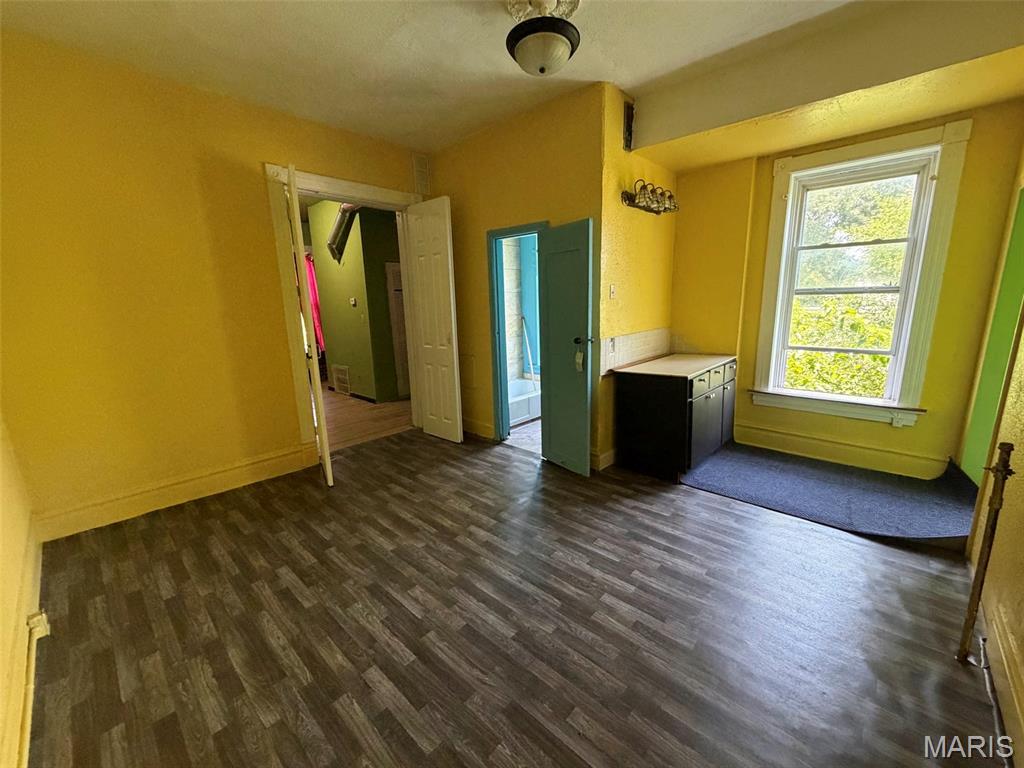 St Louis Commons Add - Residential Income