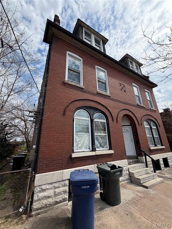 St Louis Commons Add - Residential Income