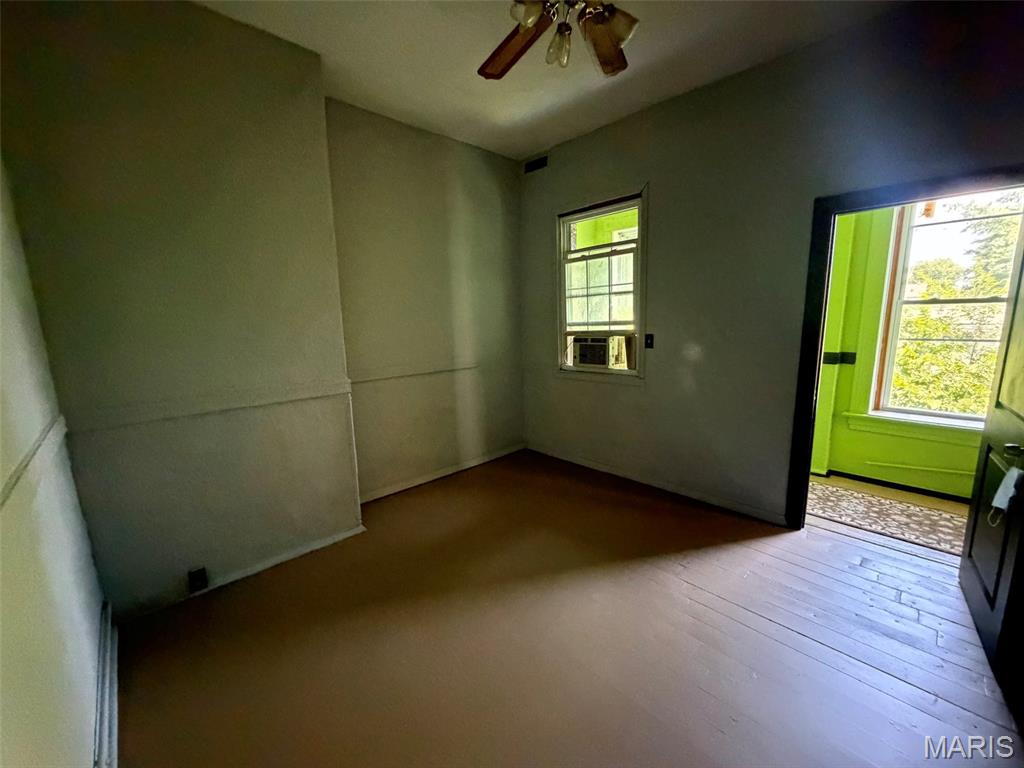 St Louis Commons Add - Residential Income