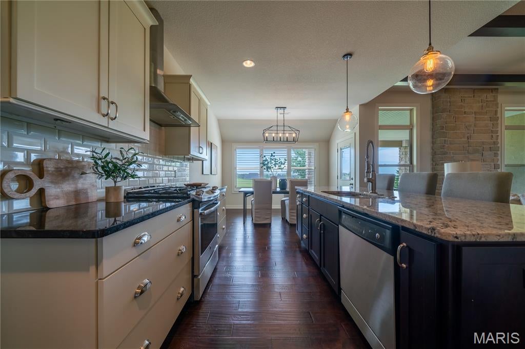 Old Hawthorne - Residential