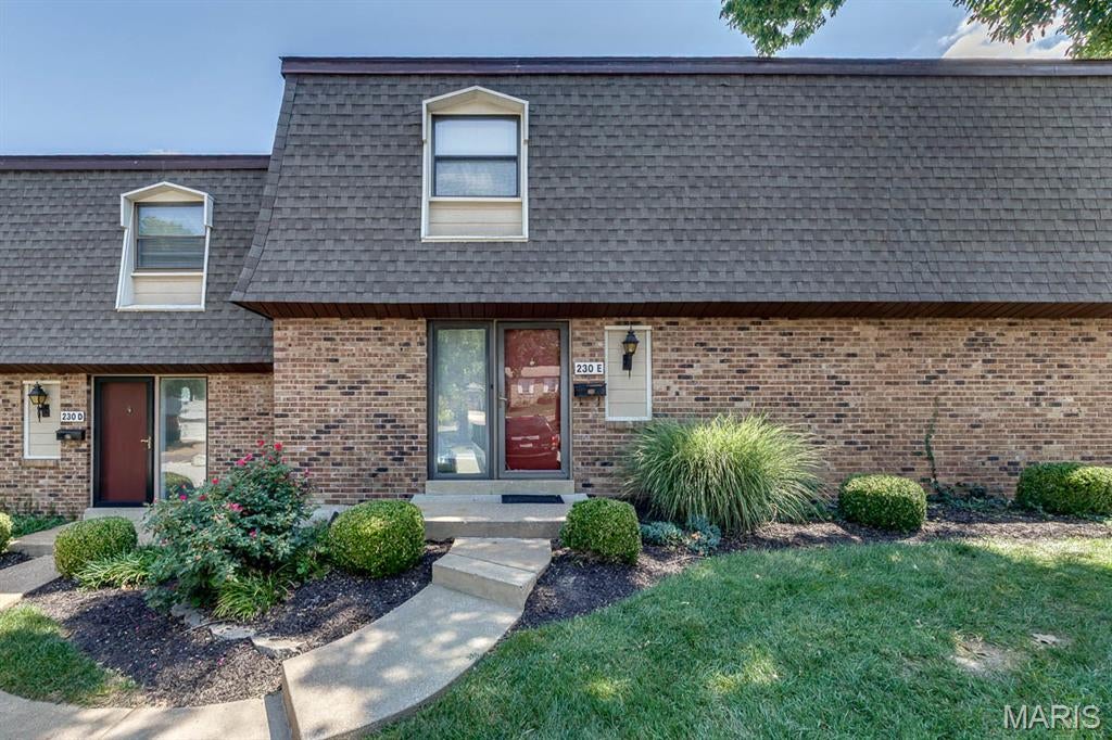This updated townhouse offers three finished levels of living space. Beautiful ceramic tile flooring spans the foyer, powder room, kitchen, and dining room. The light filled great room flows seamlessly into the dining room. A cozy gas fireplace accents this open layout. The step saving kitchen has white cabinetry, tile backsplash, gas range, dishwasher and refrigerator. There is a past thru/breakfast bar to the dining room which can be used as the breakfast room.  Sliding doors opens on to the private 16 x14 deck that overlooks the parklike common ground...  the perfect spot for morning coffee, BBQs, and everything in between. Up the split staircase to the primary suite with the en suite bath that has been completely redone with new shower, adult height vanity and water- resistant flooring. Down the hall is two generous sized bedrooms and an updated bath. The spacious lower level has a family room with recessed lighting, newer vinyl flooring and a workshop/laundry area complete with a full-size washer and dryer. Enjoy the freshly painted interior, insulated windows, neutral flooring and updated baths. Parking is steps away from the front door. The condo fee includes clubhouse, pool, sewer, trash, water and landscaping. Easy access to highways, shopping and dining. Close to everything!