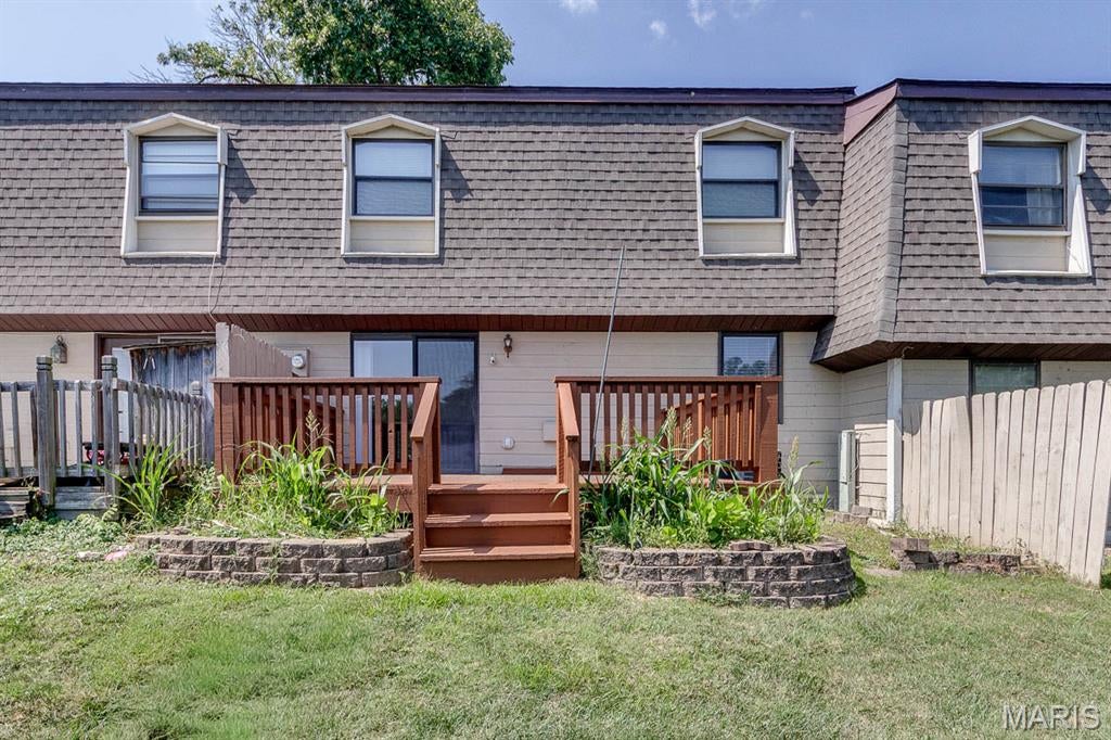 Braeshire Condo - Residential