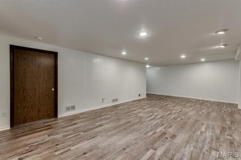 Braeshire Condo - Residential
