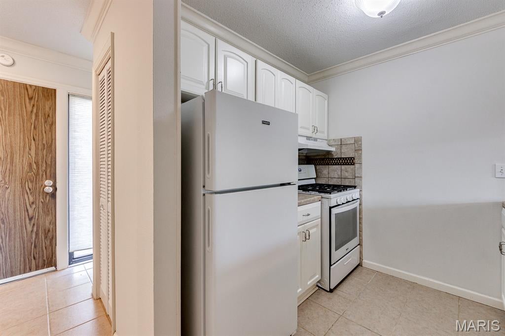 Braeshire Condo - Residential