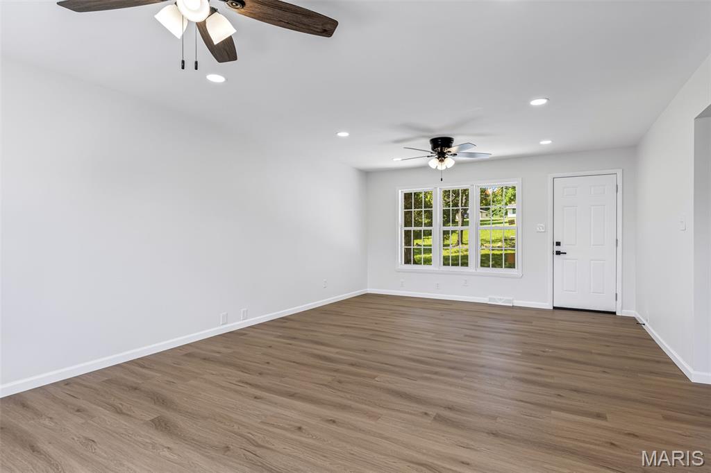 Lakeland Retreat - Residential