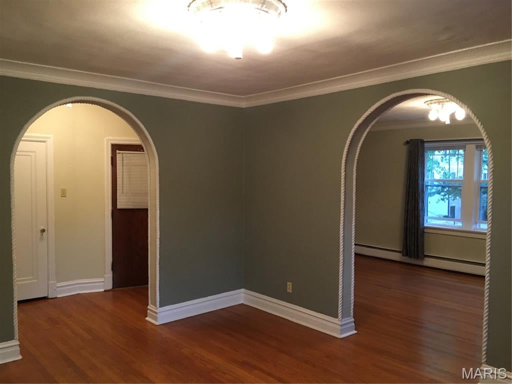 Country Club Place - Residential Income