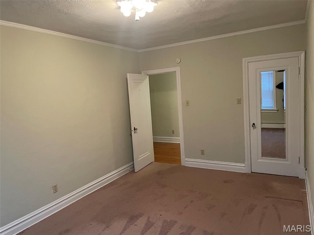Country Club Place - Residential Income