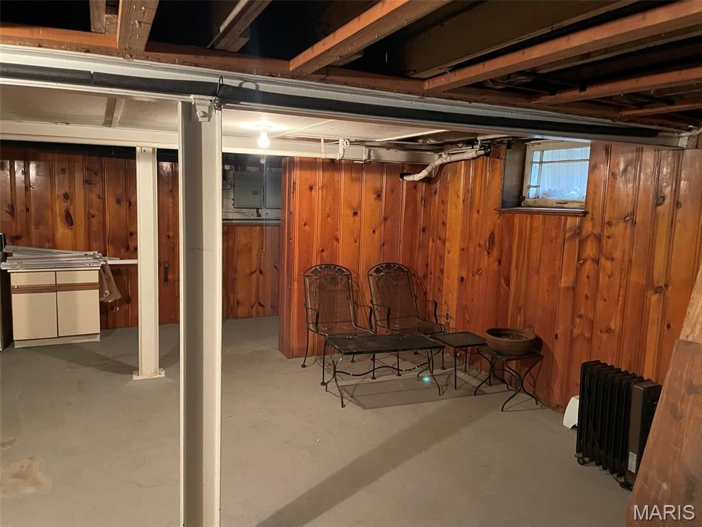 Country Club Place - Residential Income