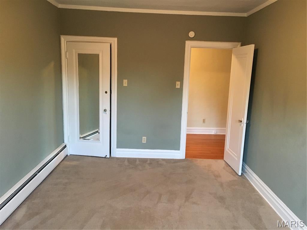 Country Club Place - Residential Income