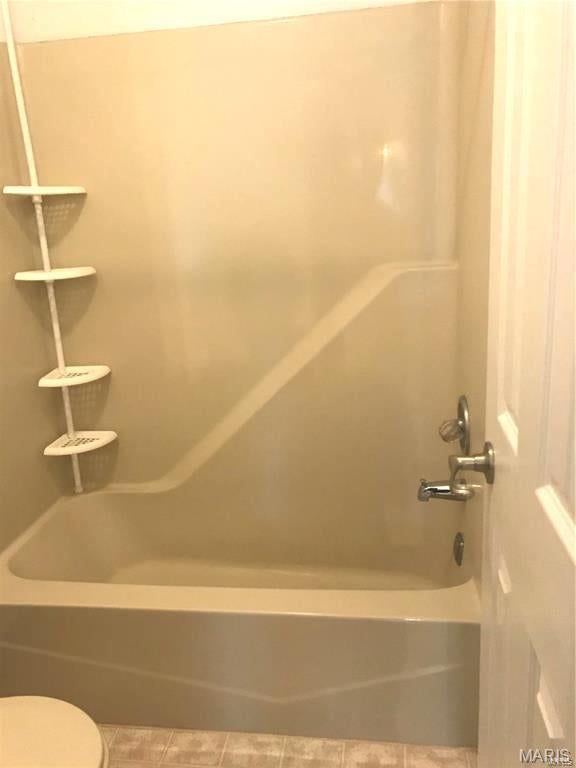 CHATEAU WOODS - Residential Lease