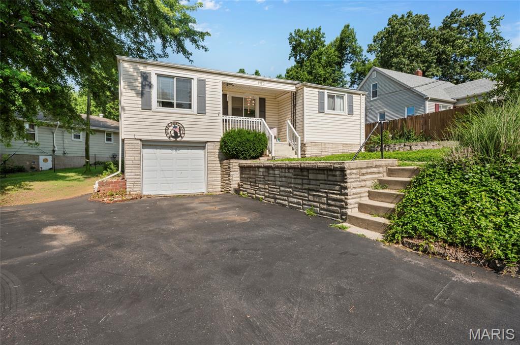 Maple Terrace Resubd First Add - Residential