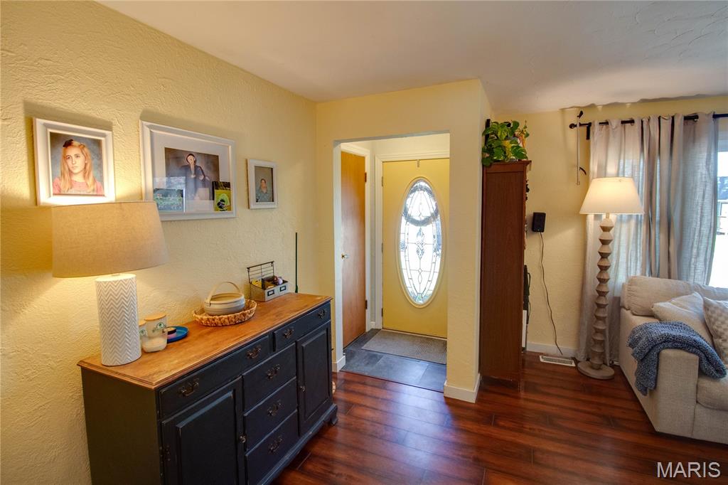 Forest Hills Place - Residential