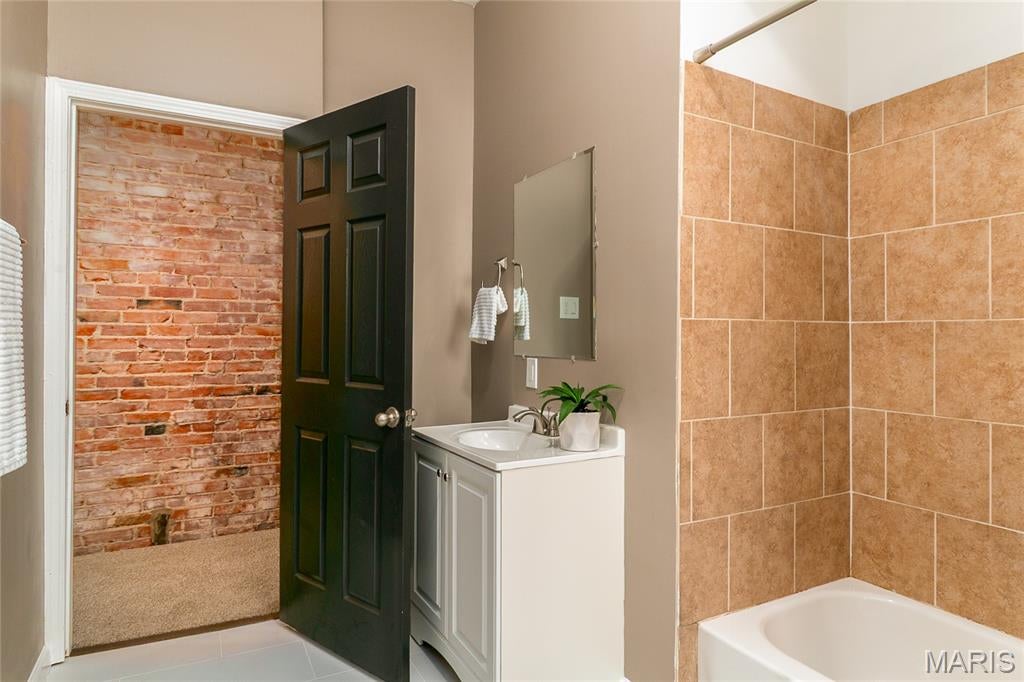 City/St Louis - Residential