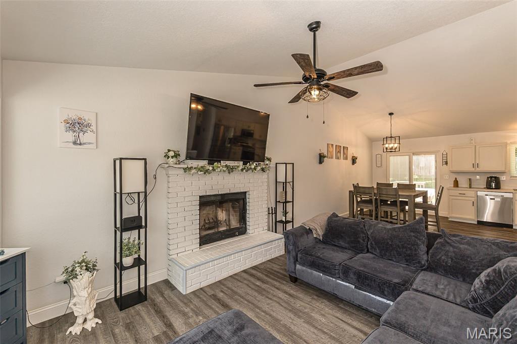Flagstone Meadows - Residential