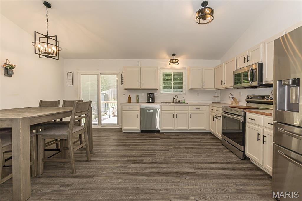 Flagstone Meadows - Residential