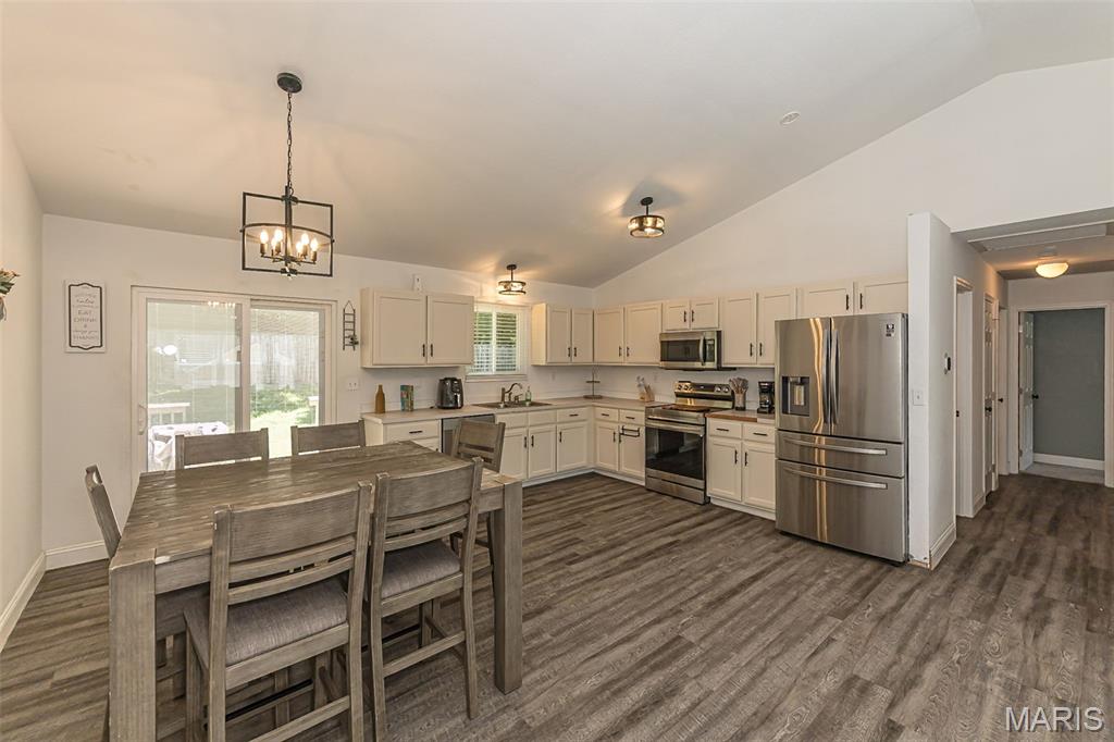 Flagstone Meadows - Residential