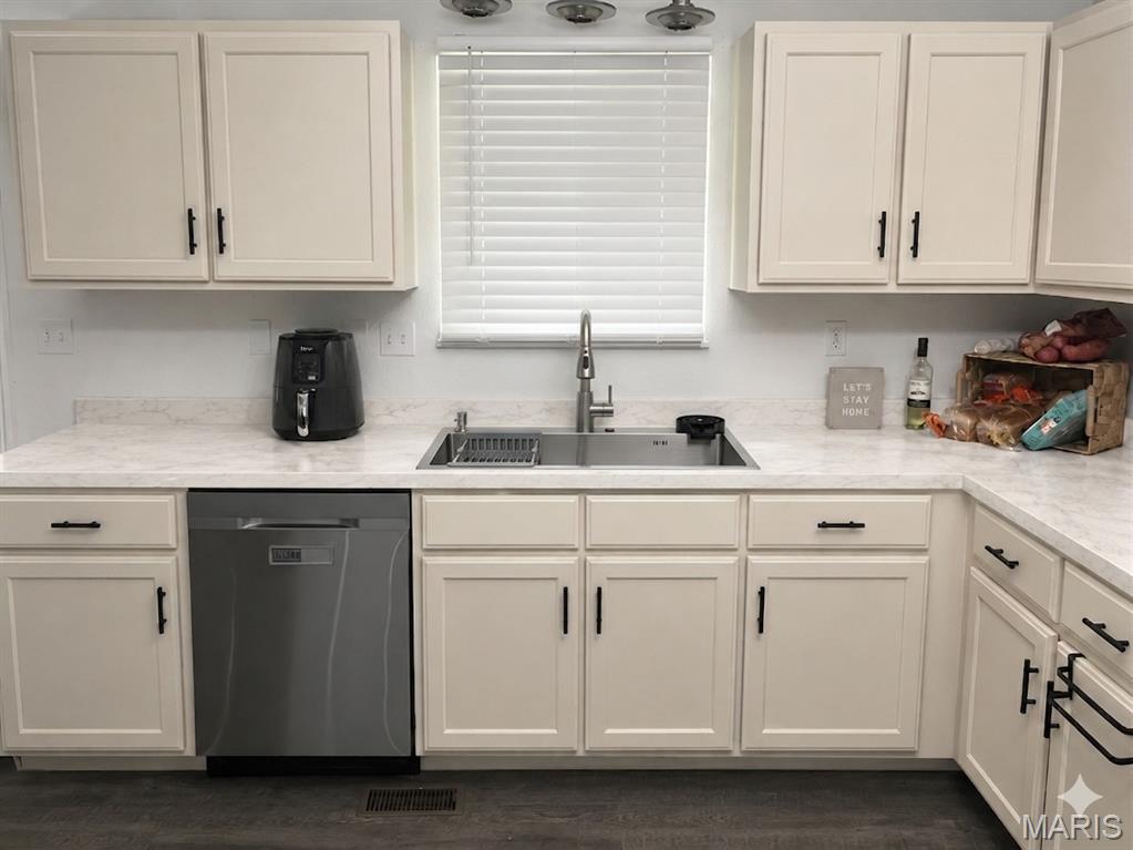 Flagstone Meadows - Residential