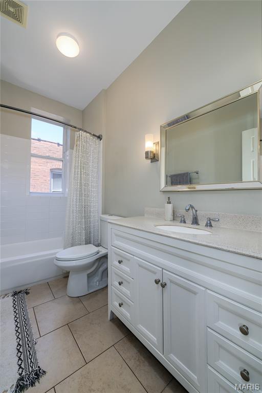 Shaw Twnhm - Residential
