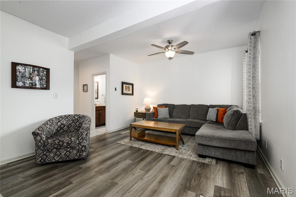 Shaw Twnhm - Residential