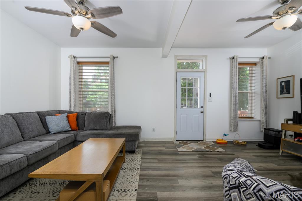 Shaw Twnhm - Residential