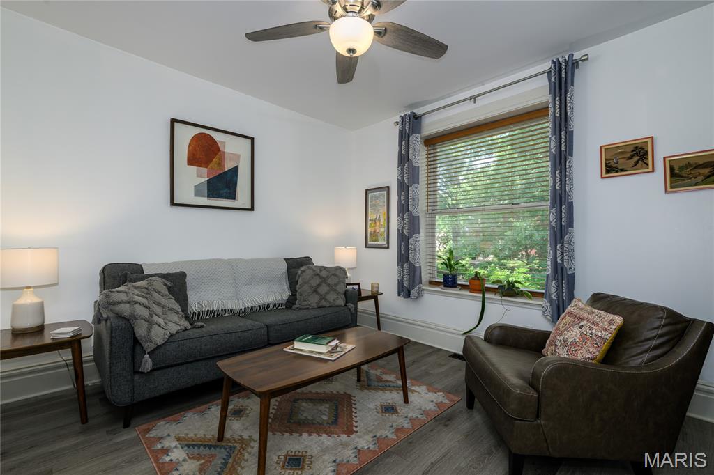 Shaw Twnhm - Residential
