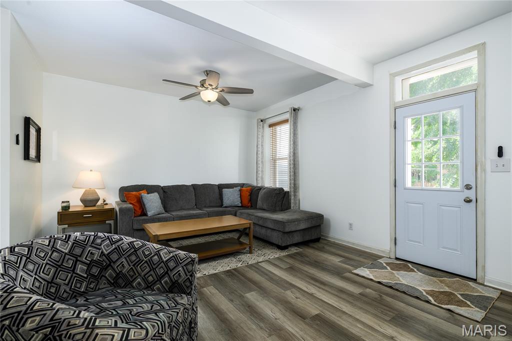 Shaw Twnhm - Residential