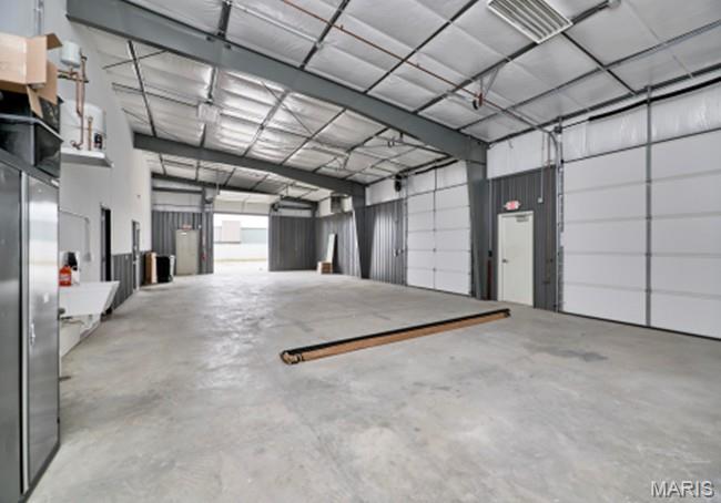 Parkway Industrial - Commercial Lease