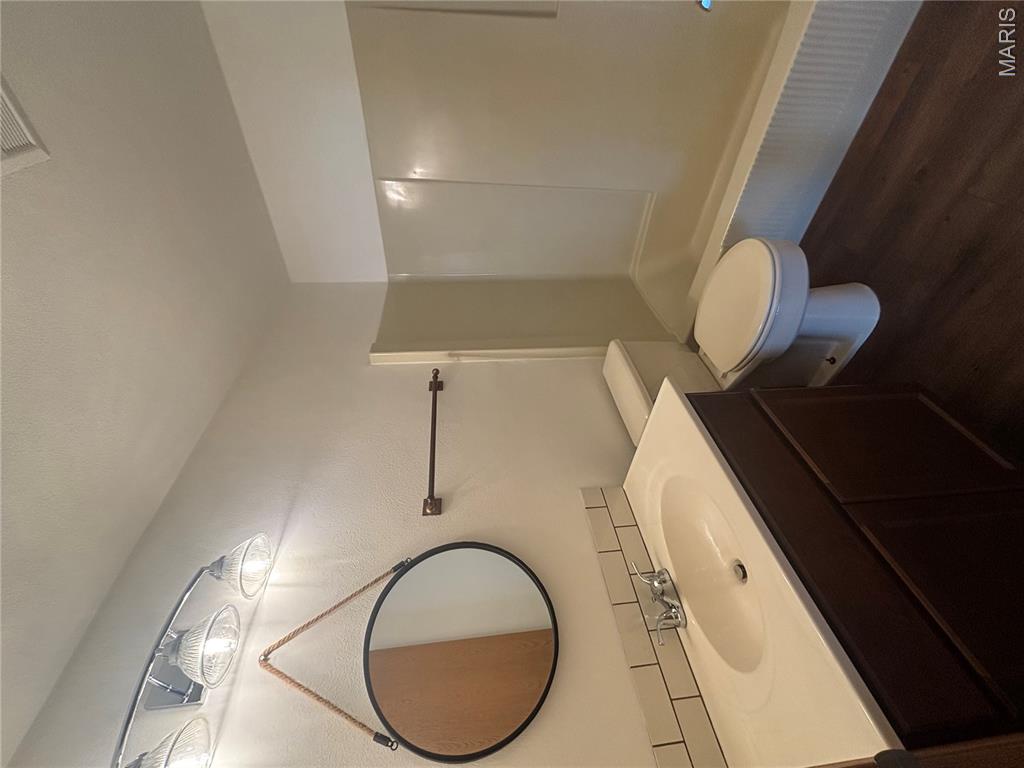 Bissels & Pensoneaus Add - Residential