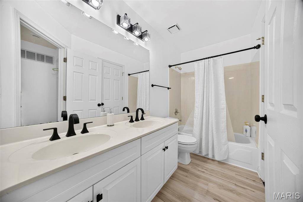 The Oaks At Ridge Meadows - Residential