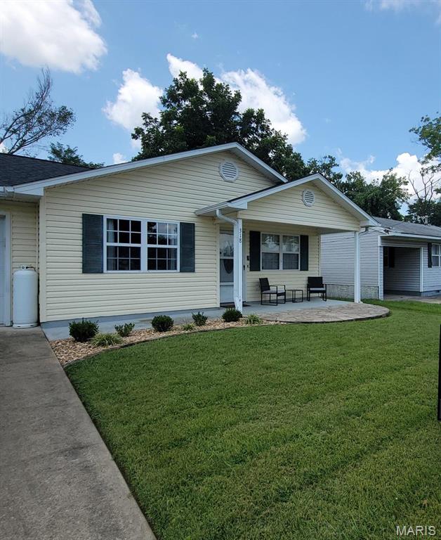 This property is back on the market due to the previous buyer being unable to qualify for financing.
Discover comfortable living in this charming 3-bedroom, 2-bath home offering 1,254 square feet in Dexter, Missouri. Tucked away on a quiet street, the property features a welcoming, practical layout, a convenient 1-car garage, and a fenced backyard ideal for pets, recreation, outdoor entertaining, or relaxing in privacy. A new roof and gutters were installed in 2024, providing valuable peace of mind for the next owner. The property has also successfully met the appraised value and passed both termite and whole-house inspections. With important updates and inspections already completed, a desirable location, and inviting indoor and outdoor spaces, this move-in-ready home is an excellent opportunity. Schedule your private showing today—this home is priced to sell!