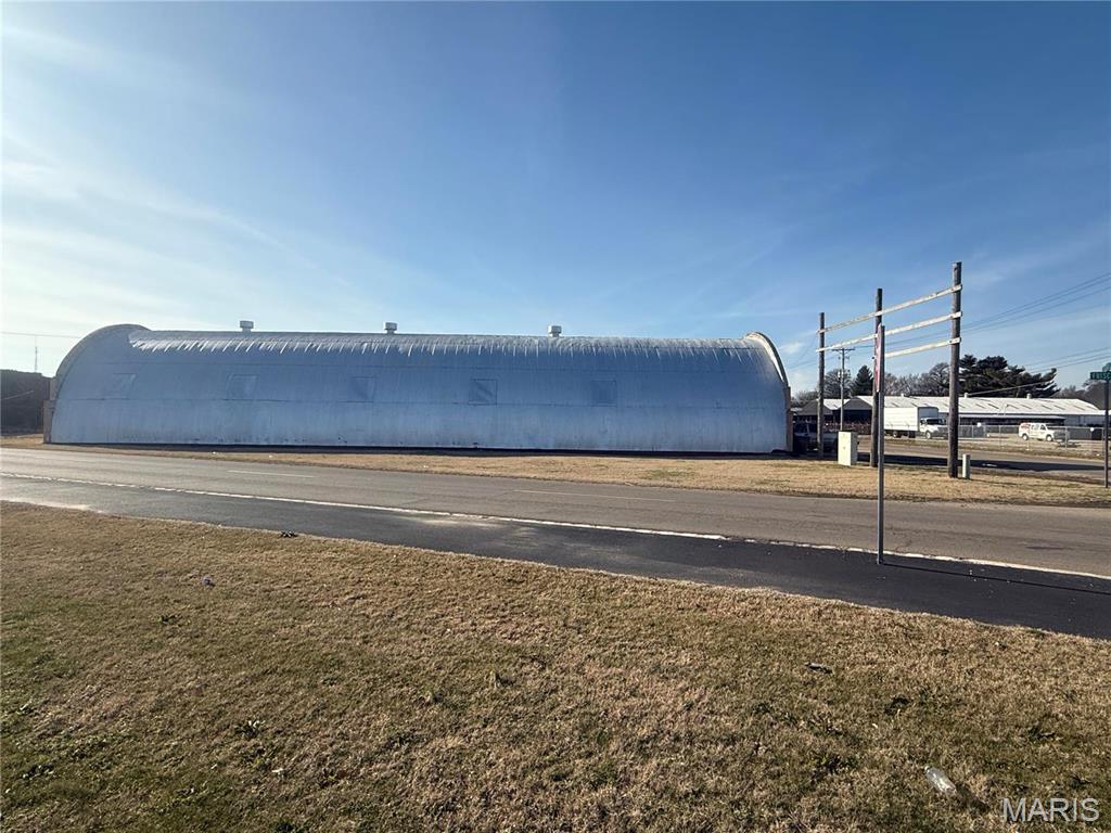 Industrial and East Kennett - Commercial Sale