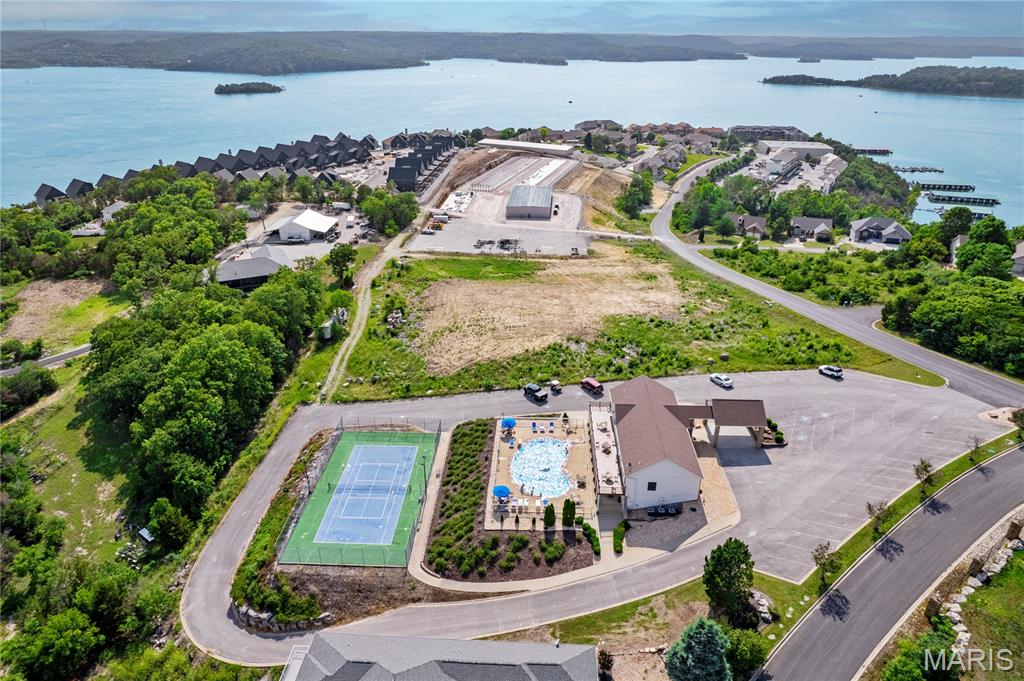 Emerald Pointe - Residential