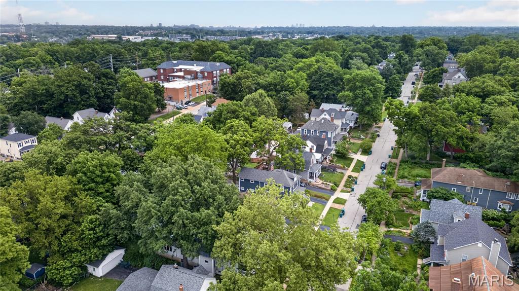 Tuxedo Park - Residential