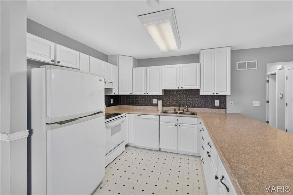 Marie Estate Condos Ph1 Stg5 Bldg 3 - Residential