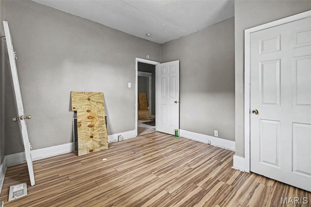 West Walnut Manor - Residential