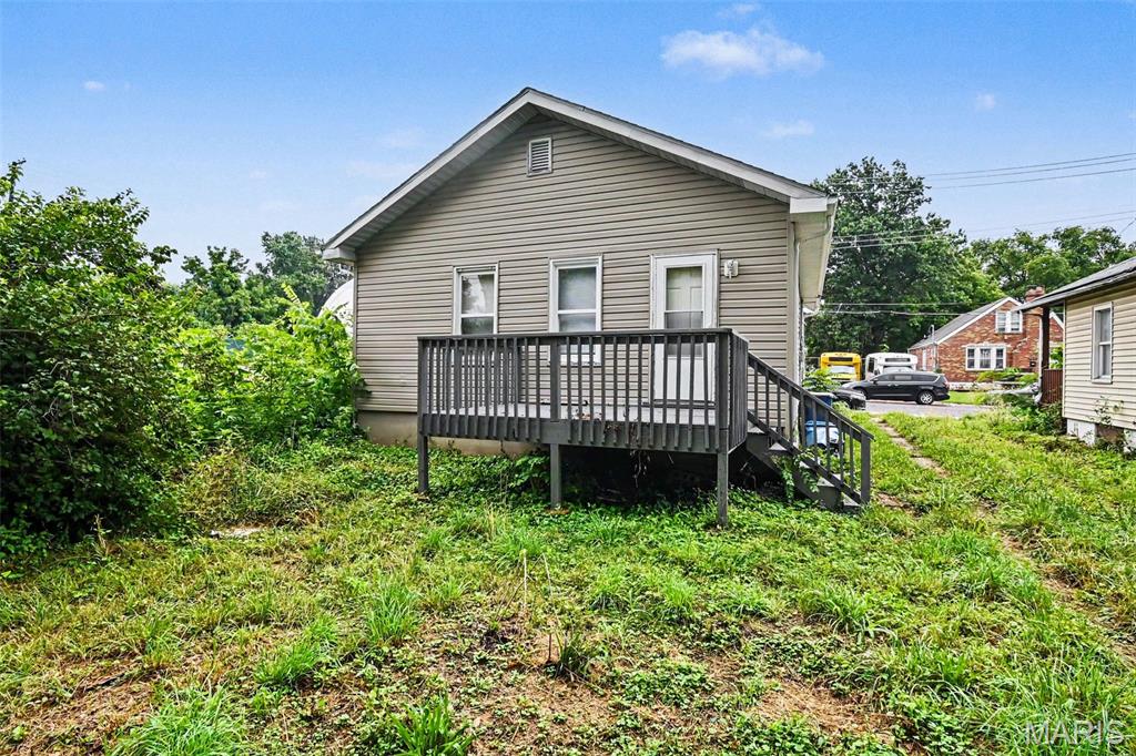 West Walnut Manor - Residential