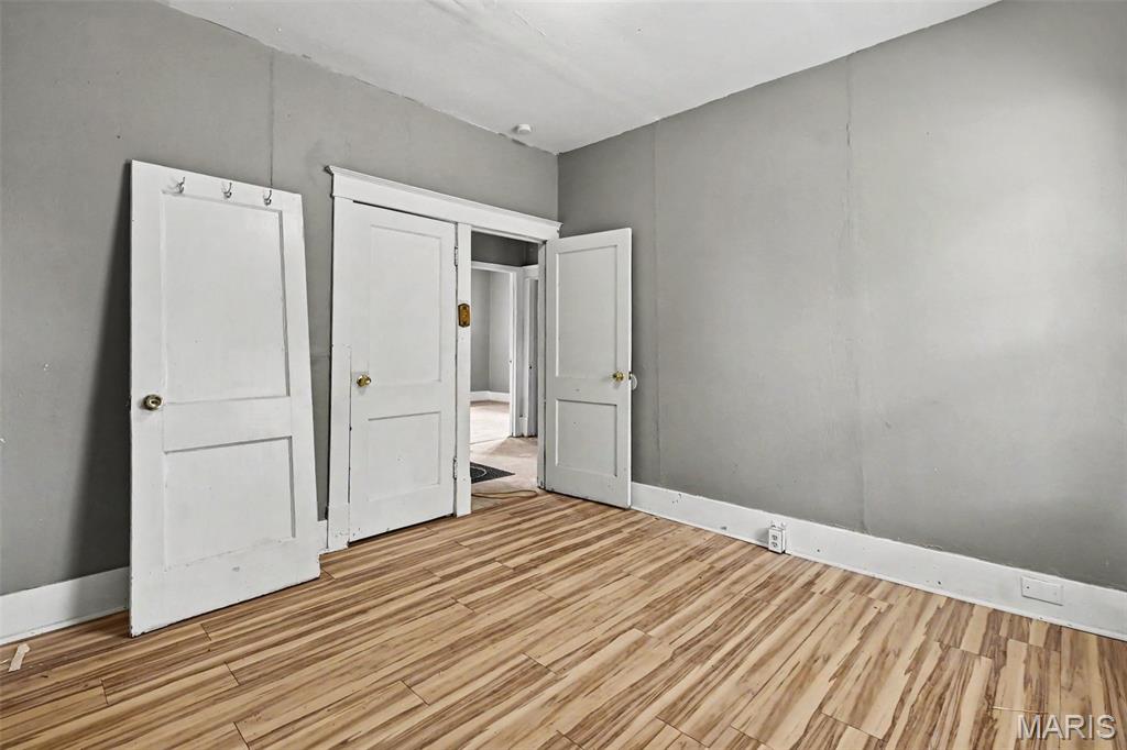 West Walnut Manor - Residential