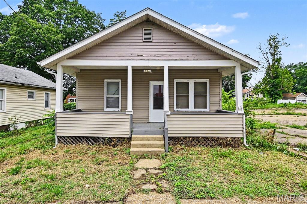 West Walnut Manor - Residential
