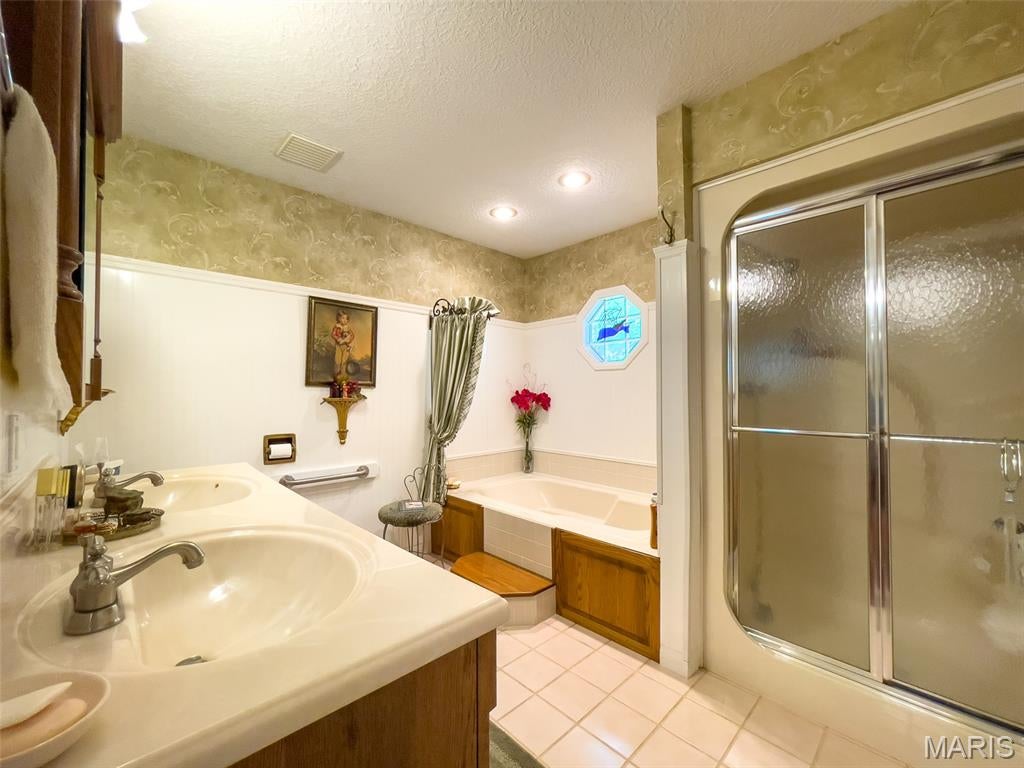 Nine Oaks - Residential