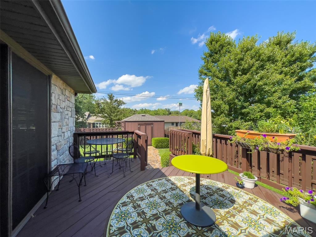 Nine Oaks - Residential
