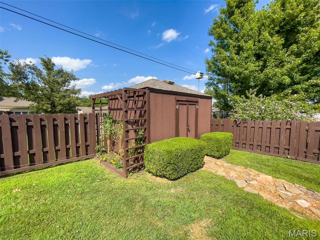 Nine Oaks - Residential