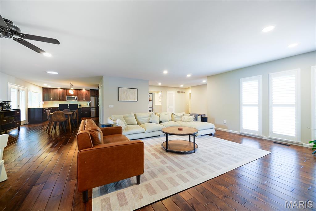 Dutch Mill 3 - Residential