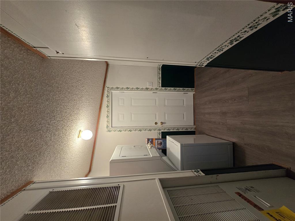 Brown Estates 1st Add - Residential
