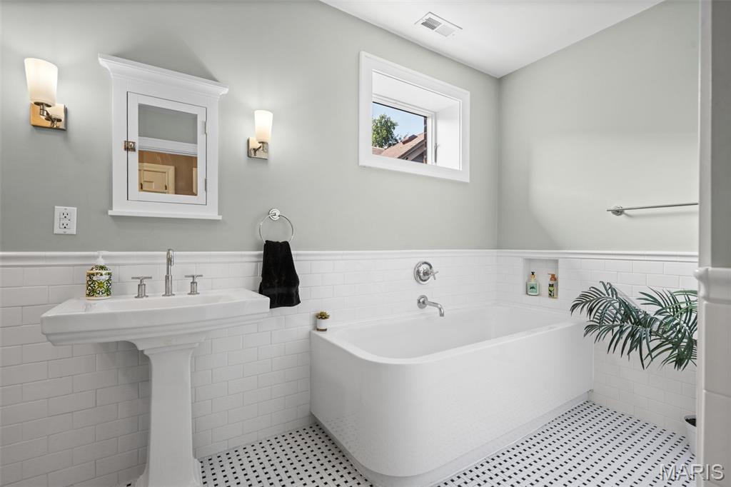 University Hills - Residential