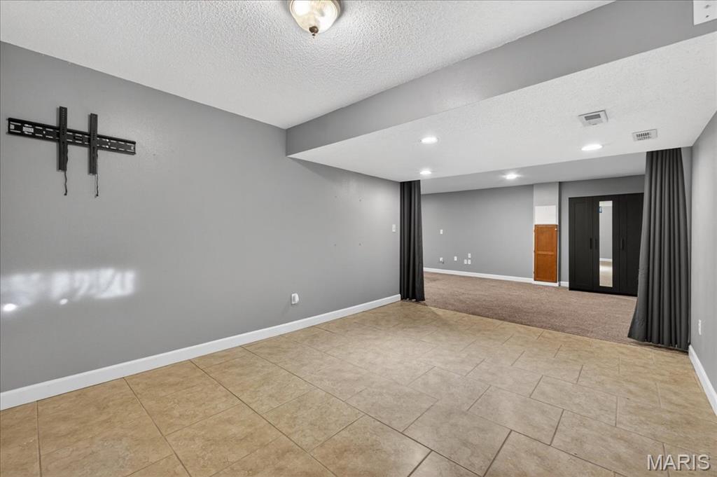 Spring Vly - Residential