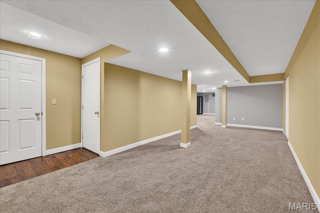 Spring Vly - Residential