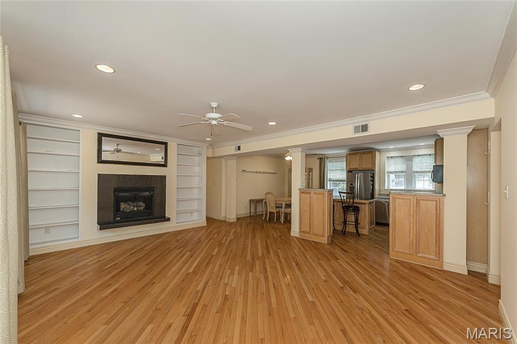 Wydown Place Condo - Residential