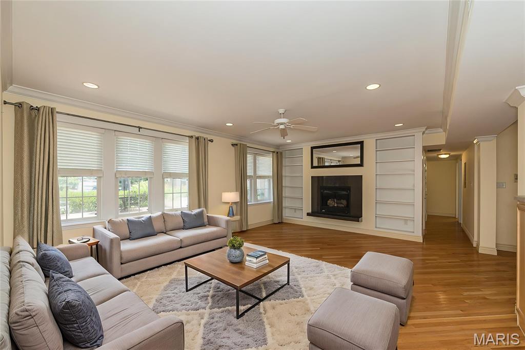 Wydown Place Condo - Residential
